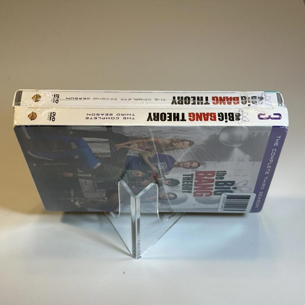 The Big Bang Theory Two Complete Seasons DVD Set - Seasons 2 & 3‎ - Picture 3 of 4